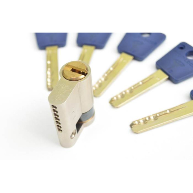 Цилиндр Mul-t-lock 7x7 44.5 (35x9.5) ключ - половинка NST никель сатин Цилиндр Mul-t-lock 7x7 44.5 (35x9.5) ключ - половинка NST никель сатин