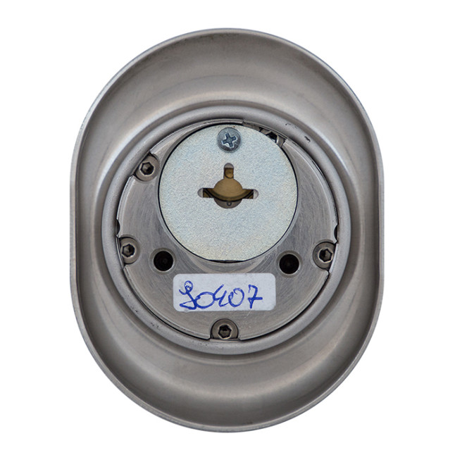 Броненакладка врезная Disec Magnetic 3G8FM Omega матовый хром Броненакладка врезная Disec Magnetic 3G8FM Omega матовый хром