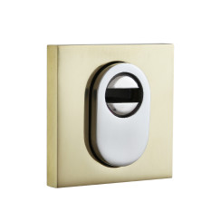 Броненакладка накладна Disec Guarda QUADRA NX2F DIN SQUARE латунь PVD Броненакладка накладна Disec Guarda QUADRA NX2F DIN SQUARE латунь PVD