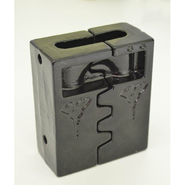 Защитный протектор для навесного замка Mul-t-lock H13