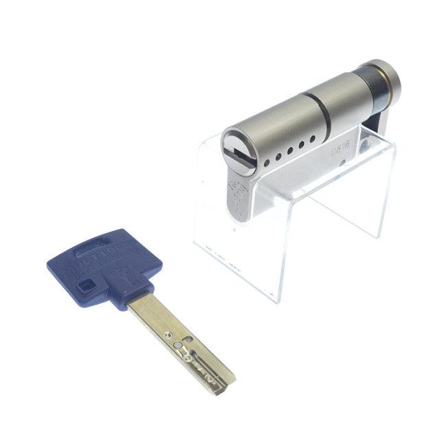 Цилиндр Mul-t-lock Interactive+ 44.5 (35x9.5) ключ - половинка никель сатин Цилиндр Mul-t-lock Interactive+ 44.5 (35x9.5) ключ - половинка никель сатин