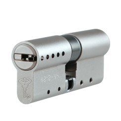 Цилиндр Mul-t-lock DIN MOD KK *ClassicPro 70 NST 35x35 CAM30 3KEY DND3D PURPLE INS 2865 BOX S Цилиндр Mul-t-lock DIN MOD KK *ClassicPro 70 NST 35x35 CAM30 3KEY DND3D PURPLE INS 2865 BOX S