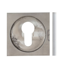 Щиток DISEC KT3549 DIN SQUARE Нерж.сталь_мат IT