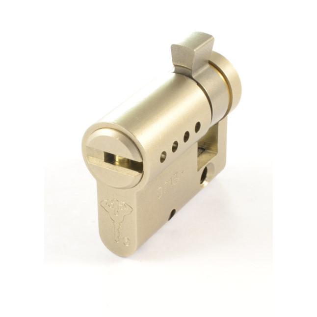 Цилиндр Mul-t-lock DIN HALF K XP *Interactive+ 42,5 NST 33x9,5 CAM180 O/K 264S+ PB S-M Цилиндр Mul-t-lock DIN HALF K XP *Interactive+ 42,5 NST 33x9,5 CAM180 O/K 264S+ PB S-M