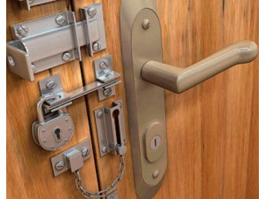 Рейтинг дверных замков 2021